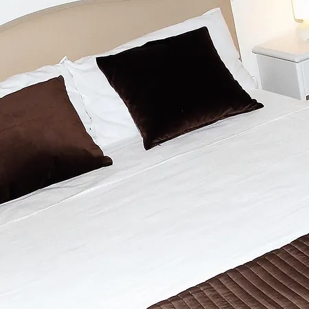 Vico Cavour Penzion Veglie