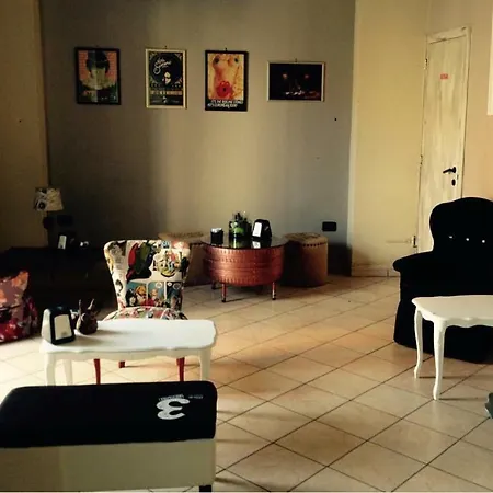 Vico Cavour Penzion Veglie